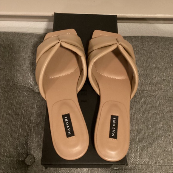 Natori Vitta Slide Sandal (Women) 7M - Picture 14 of 14